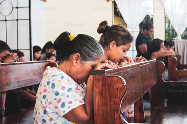 El poder de la oración - Banco de imágenes católicas
