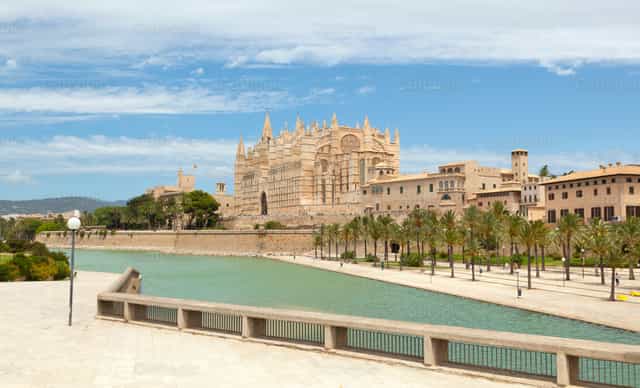 Katedral ng Palma de Mallorca - Mga Catholic stock image - Larawan ni Antonio Gravante