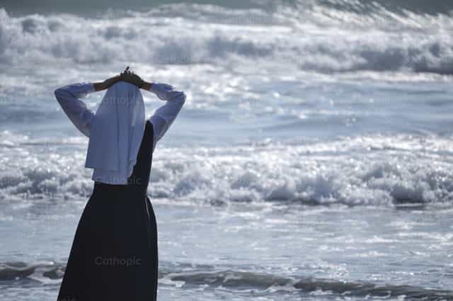 Contemplando - Immagini stock cattoliche - Foto di Carolina BR