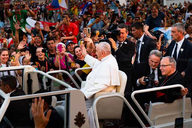 Papa Francisco - Banco de imágenes católicas
