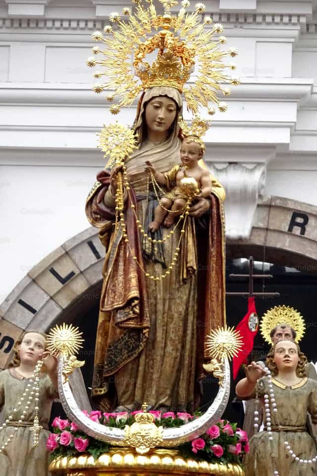 玫瑰圣母 - 天主教图库图片 - 摄影： Fr. Carlos