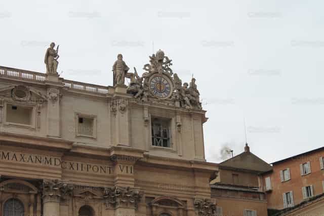 Conclave black smoke - Catholic stock images - Photo by Sonia Trujillo G.