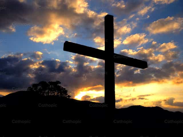 Vitória na Cruz - Imagens católicas de stock