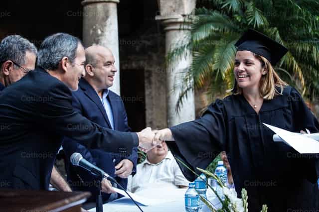 Estudiantes del Centro P. Varela - Banco de imágenes católicas - Fotografía por Yandry Fernández Perdomo