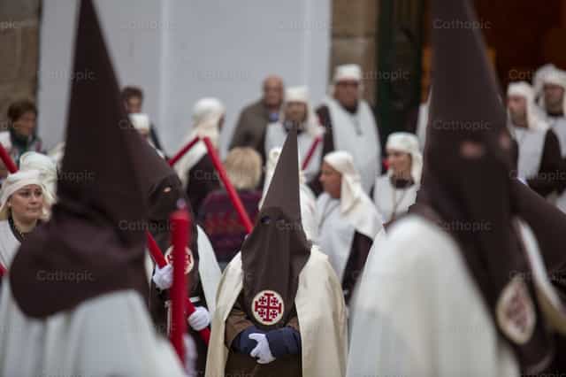 Ang landas ng pagsisisi tungo sa kalayaan - Mga Catholic stock image