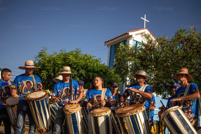 Música de Tambor - Imagens católicas de stock - Foto de Carlos Daniel