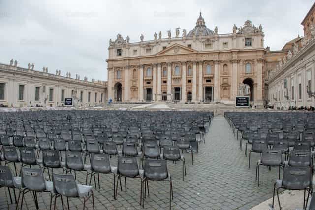Basílica de San Pedro en Roma - Banco de imágenes católicas - Fotografía por Pierluigi Palazzi