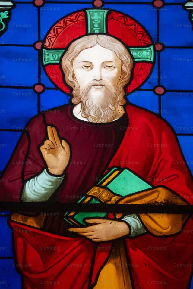 Ventana de vidrieras que representa a Jesucristo - Banco de imágenes católicas - Fotografía por Joan Sutter