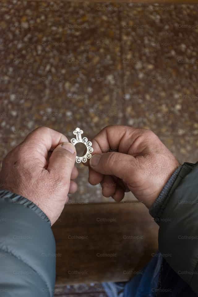 Chapelet basque - Images catholiques de stock