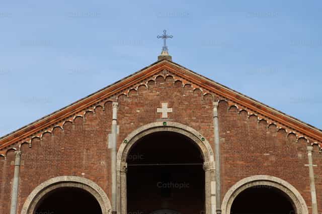 cruz de San Ambrosio - Banco de imágenes católicas - Fotografía por Saul Ibarra