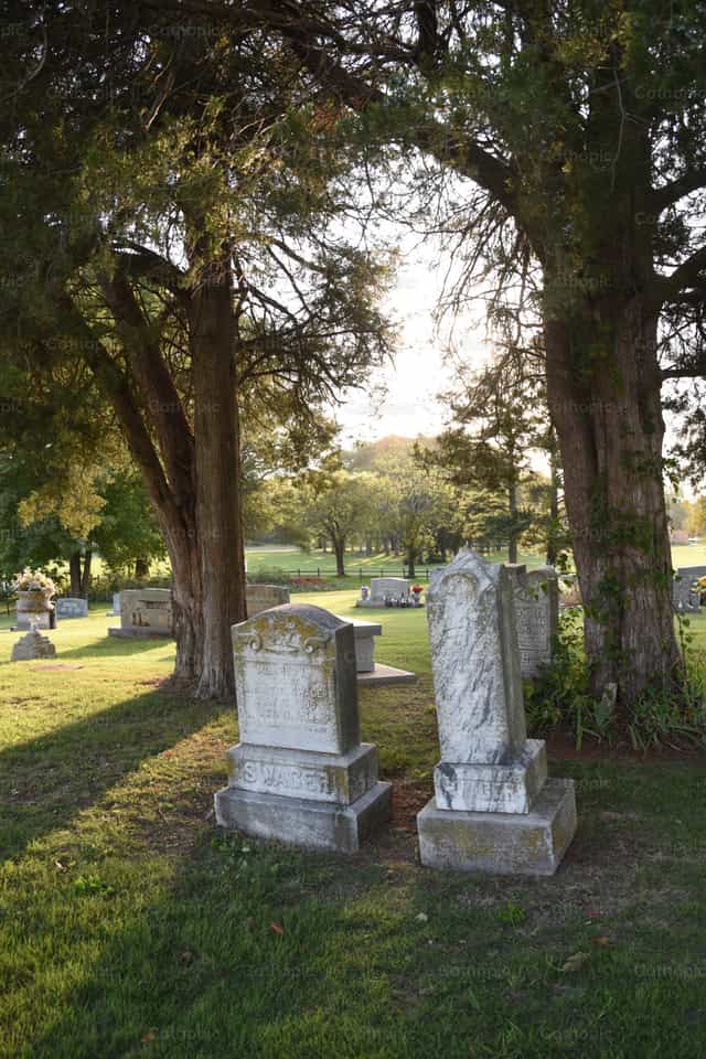 Um cemitério no norte do Alabama, EUA - Imagens católicas de stock - Foto de Luisa Oswalt