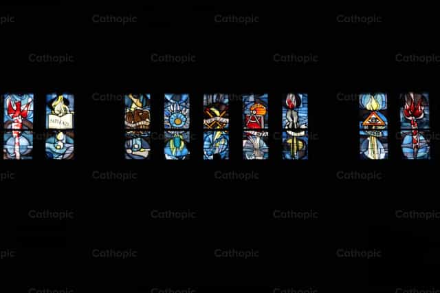 Vem, Espírito Santo - Imagens católicas de stock