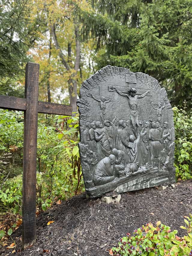 Kreuzweg – Christus, der Gekreuzigte - Katholische Stockfotos