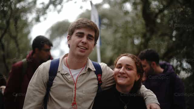 Pareja catolica - Banco de imágenes católicas - Fotografía por Lupe Belmonte