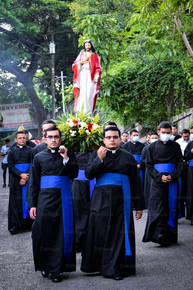 Corazon de Jesus - Banco de imágenes católicas - Fotografía por Nayarb Photography