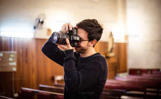 Communicating The Gospel - Catholic stock images - Photo by Agencia Eremo