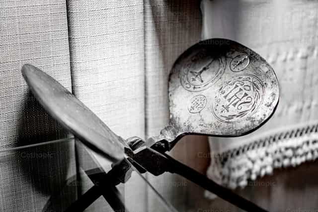 Old tool for Making the Host - Catholic stock images - Photo by Jakov Pleše