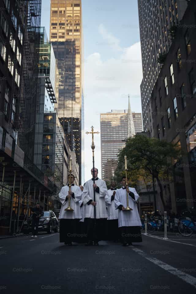 Procession eucharistique - Images catholiques de stock - Photo de Coffee With Damian