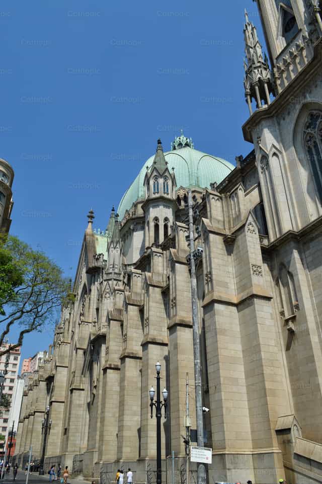 Catedral - Banco de imágenes católicas - Fotografía por Julio Cesar Morales Pacheco