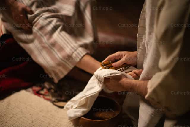 Lavatorio de los pies, Última Cena - Banco de imágenes católicas - Fotografía por Cathopic