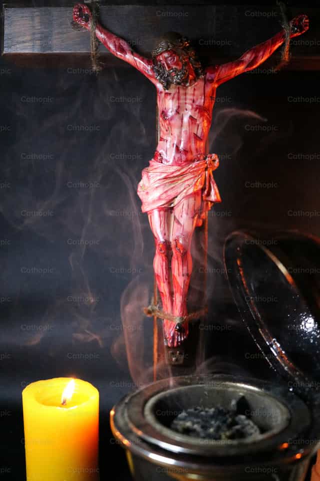 Cristo crucificado, disparo 1 - Banco de imágenes católicas