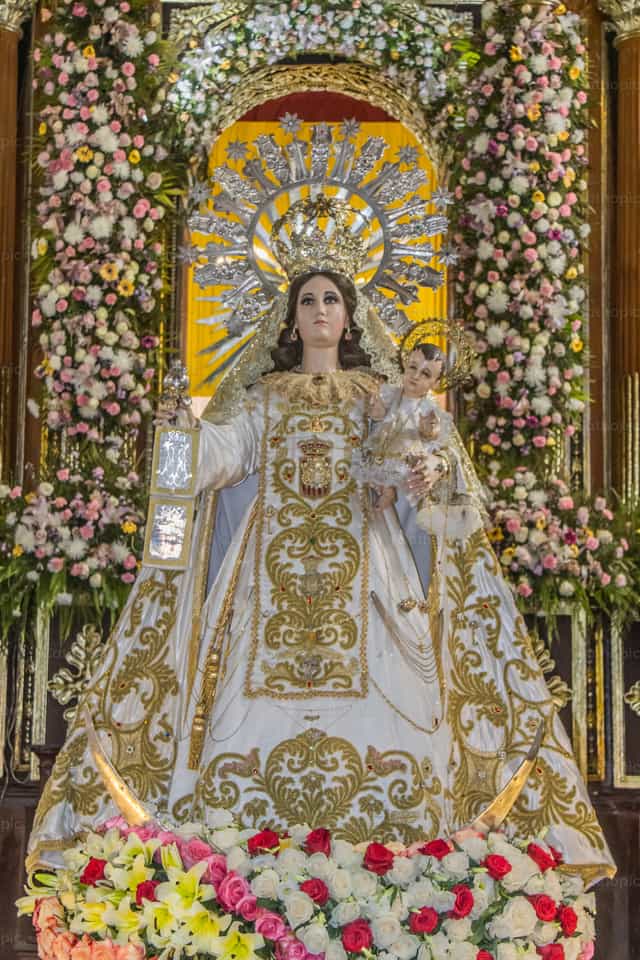 Consagrada Imagen de Santa María de La Merced - Banco de imágenes católicas - Fotografía por Christian Toval Ruiz