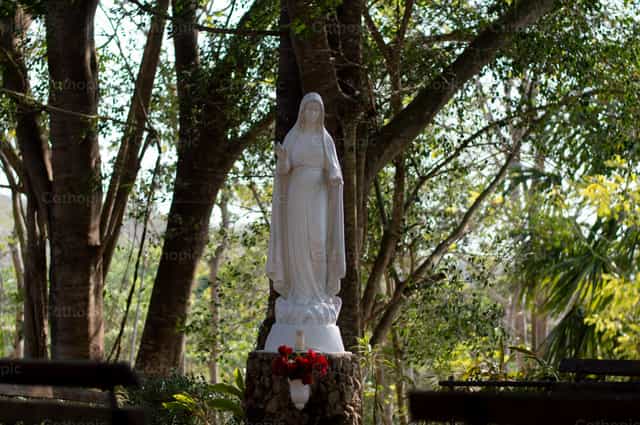 Oratoire marial - Images catholiques de stock - Photo de Carolina BR