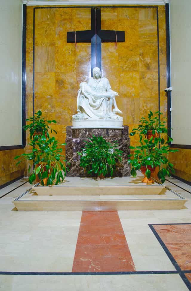 圣伯多禄·德·洛斯·米拉格罗斯的圣母怜子像（La Pietà） - 天主教图库图片 - 摄影： Nicolás Torres