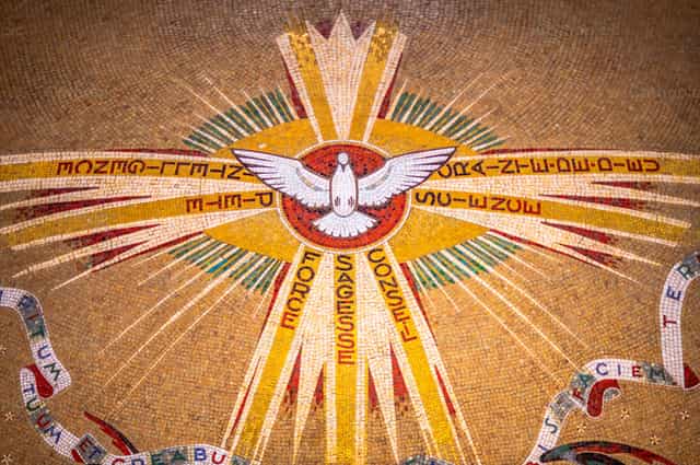 Gifts of the Holy Spirit - Catholic stock images - Photo by Jonatan OreMen