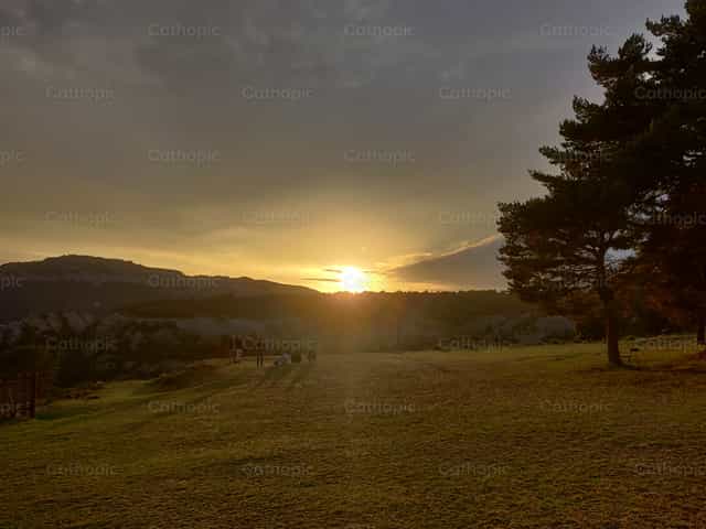 Atardecer - Banco de imágenes católicas