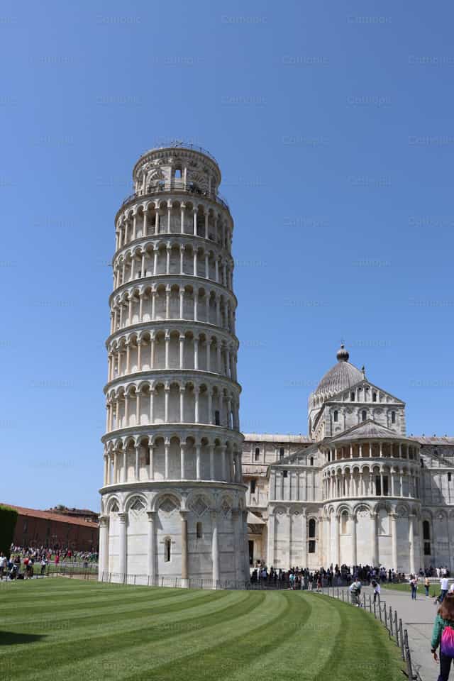 Torre de Pisa - Banco de imágenes católicas