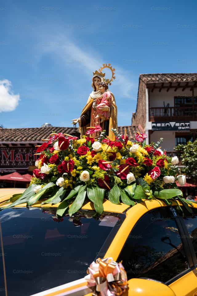 Procession of Our Lady of Mount Carmel - Catholic stock images - Photo by Carolina BR