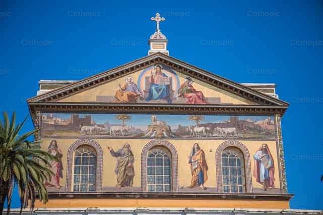 Facade of the Basilica of Saint Paul Outside the Walls - Catholic stock images - Photo by Yandry Fernández Perdomo
