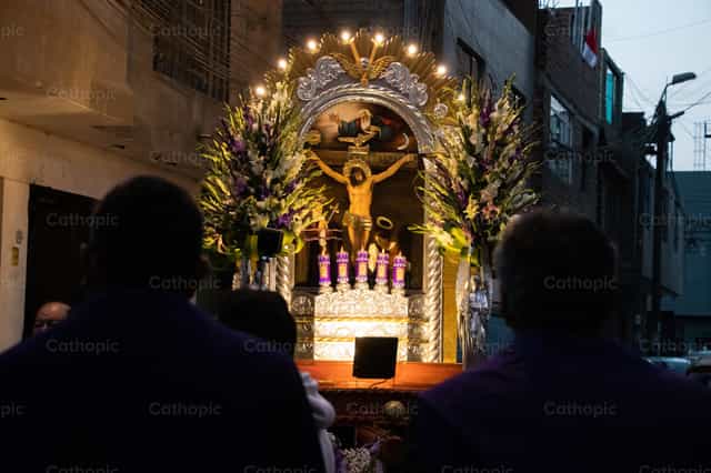 Señor de los Milagros - Banco de imágenes católicas - Fotografía por Danny Aliano Rosas