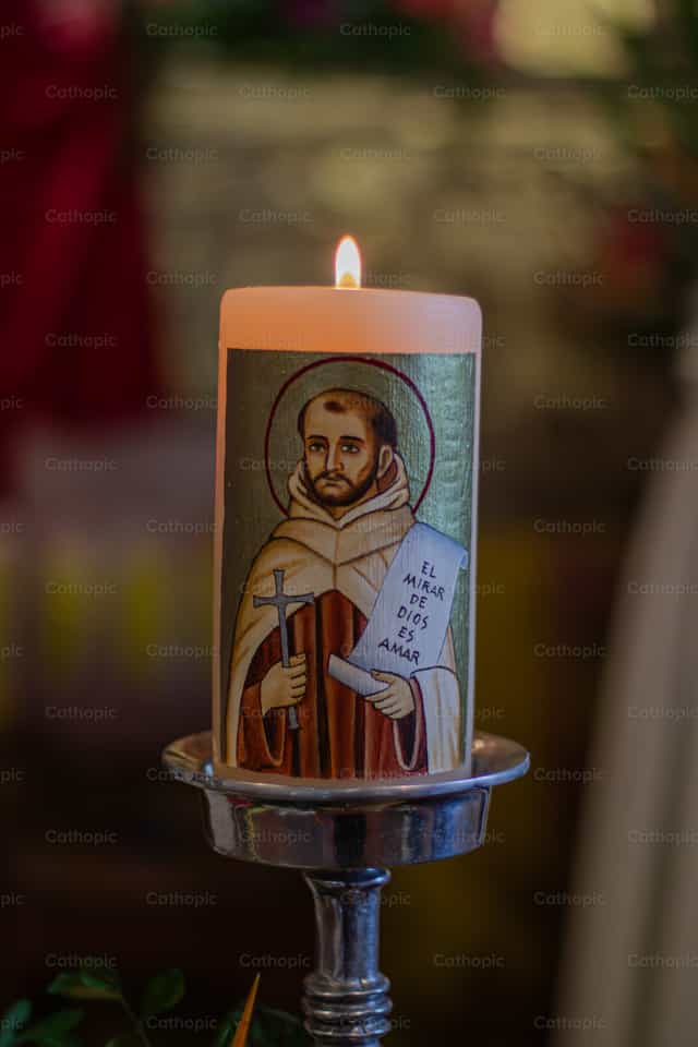 El mirar de Dios es amar - Banco de imágenes católicas