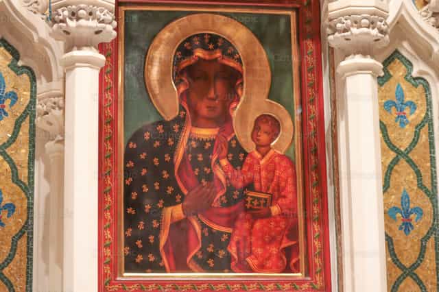 Nuestra Señora de Czestochowa - Banco de imágenes católicas - Fotografía por encaminados vamos