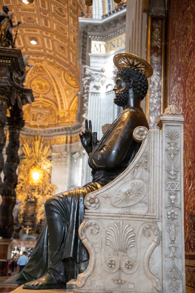 St. Peter in the Vatican - Catholic stock images - Photo by Mario Sandoval