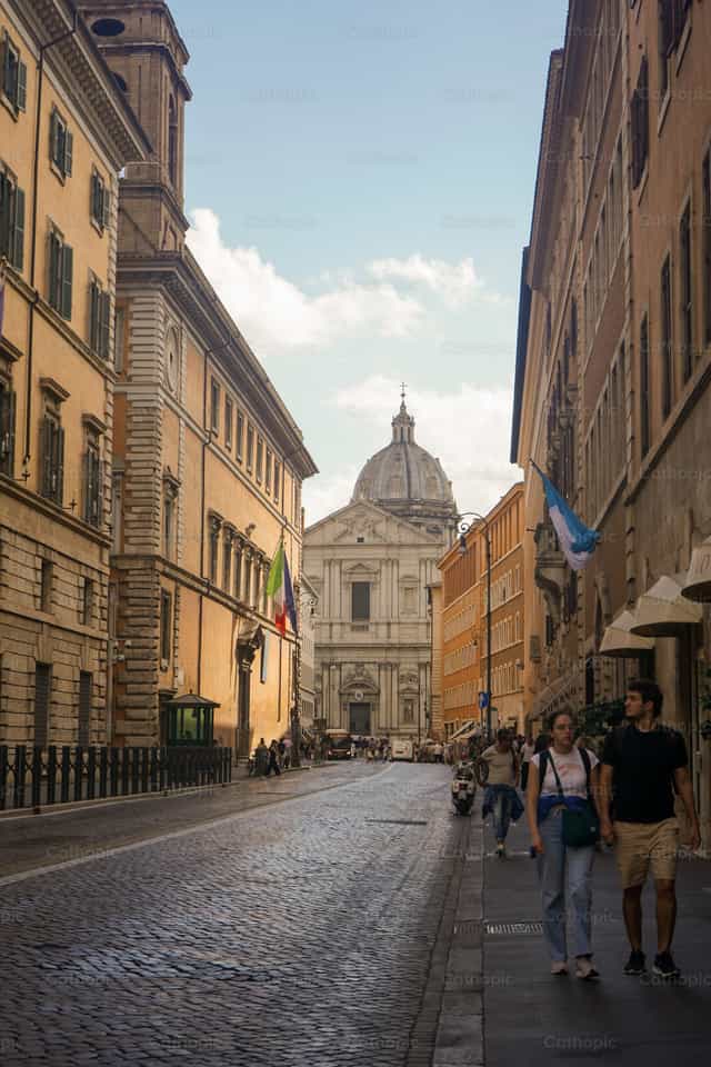 Calle de Roma - Banco de imágenes católicas - Fotografía por Lupe Belmonte