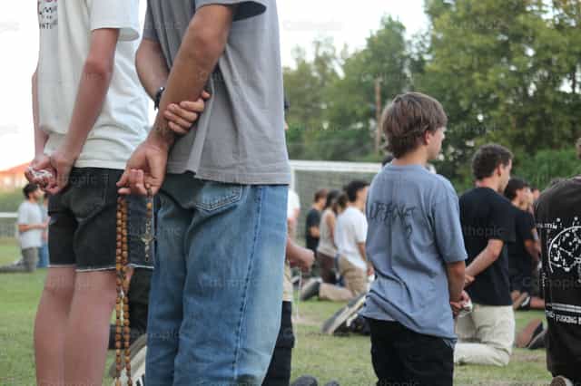 Rosario a la Virgen María - Banco de imágenes católicas