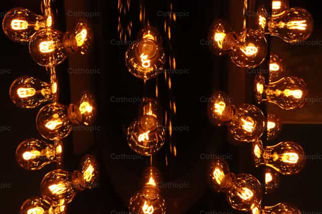Luzes - Imagens católicas de stock - Foto de Saul Ibarra