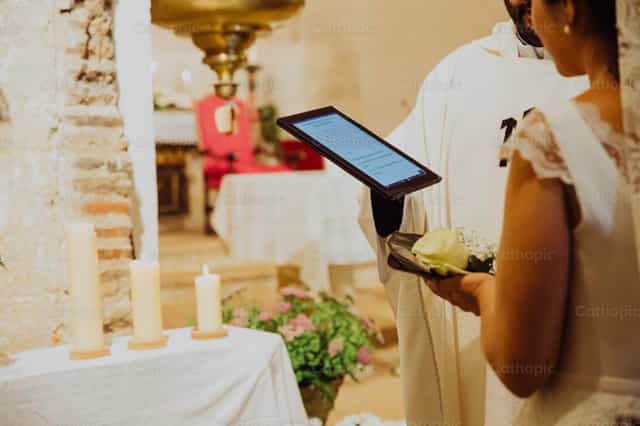 Consagración a la Virgen - Banco de imágenes católicas