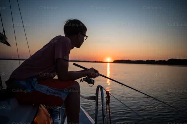 They didn't catch anything - Catholic stock images - Photo by Vytautas Markūnas SDB