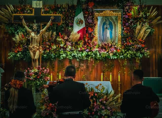 Awit para sa Ina - Mga Catholic stock image