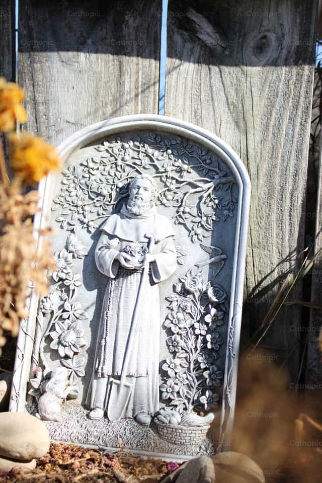 Saint Fiacre of Breuil - Catholic stock images - Photo by Emy Abreu