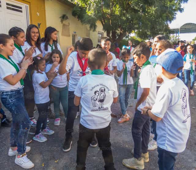 Petits Missionnaires - Images catholiques de stock