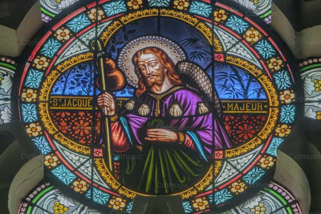 Vidriera de Santiago de Compostela - Banco de imágenes católicas