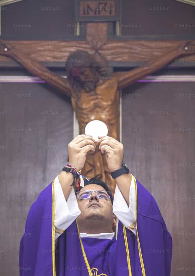 Tiempo de Cuaresma - Banco de imágenes católicas - Fotografía por Carlos Daniel