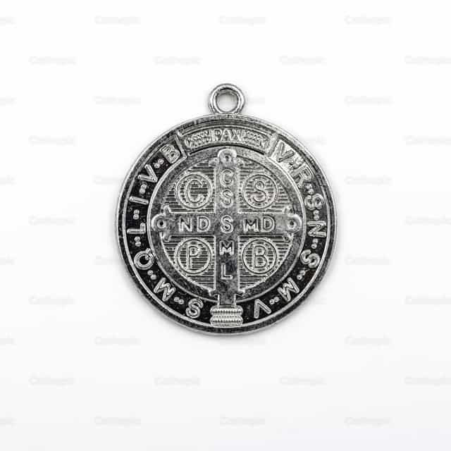 Medalha de São Bento - Imagens católicas de stock - Foto de Jakov Pleše