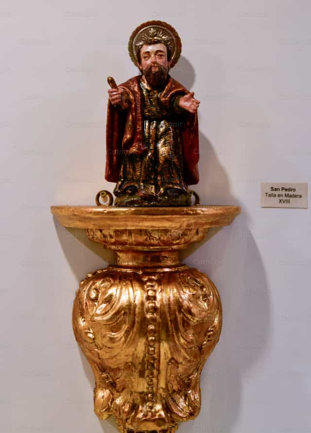 Saint Peter - Catholic stock images - Photo by Carolina BR