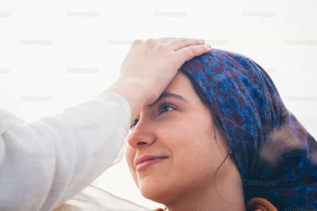 Pagpapala ni Birheng Maria ng Fatima kay Santa Lucia - Mga Catholic stock image